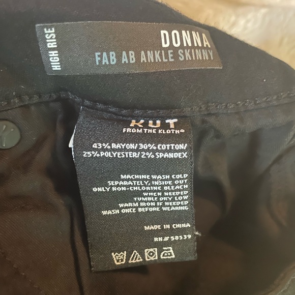 Kut from the Kloth Donna Ab Fab Ankle Skinny High Rise Black Size 4 NWT - Picture 12 of 15
